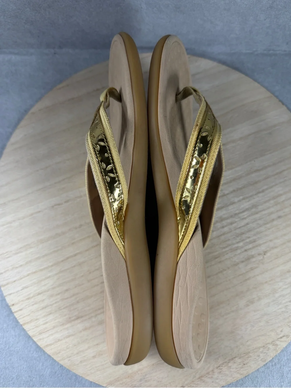 Vionic Tan Footbed Sandals with Gold Metallic Straps